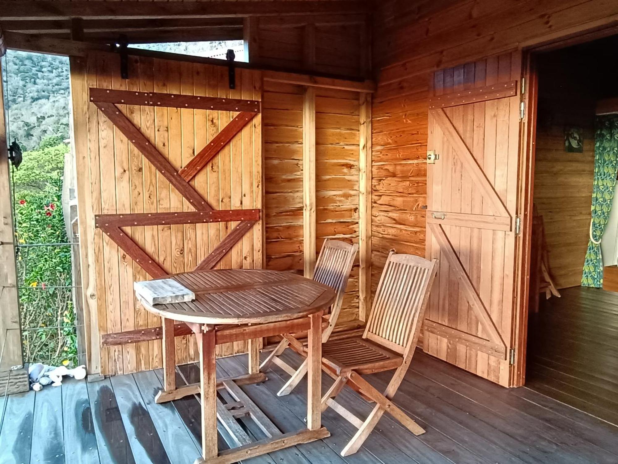 Ti Kaz Anoli Vue Epoustouflante Sur La Baie Villa Terre-de-Bas Kültér fotó