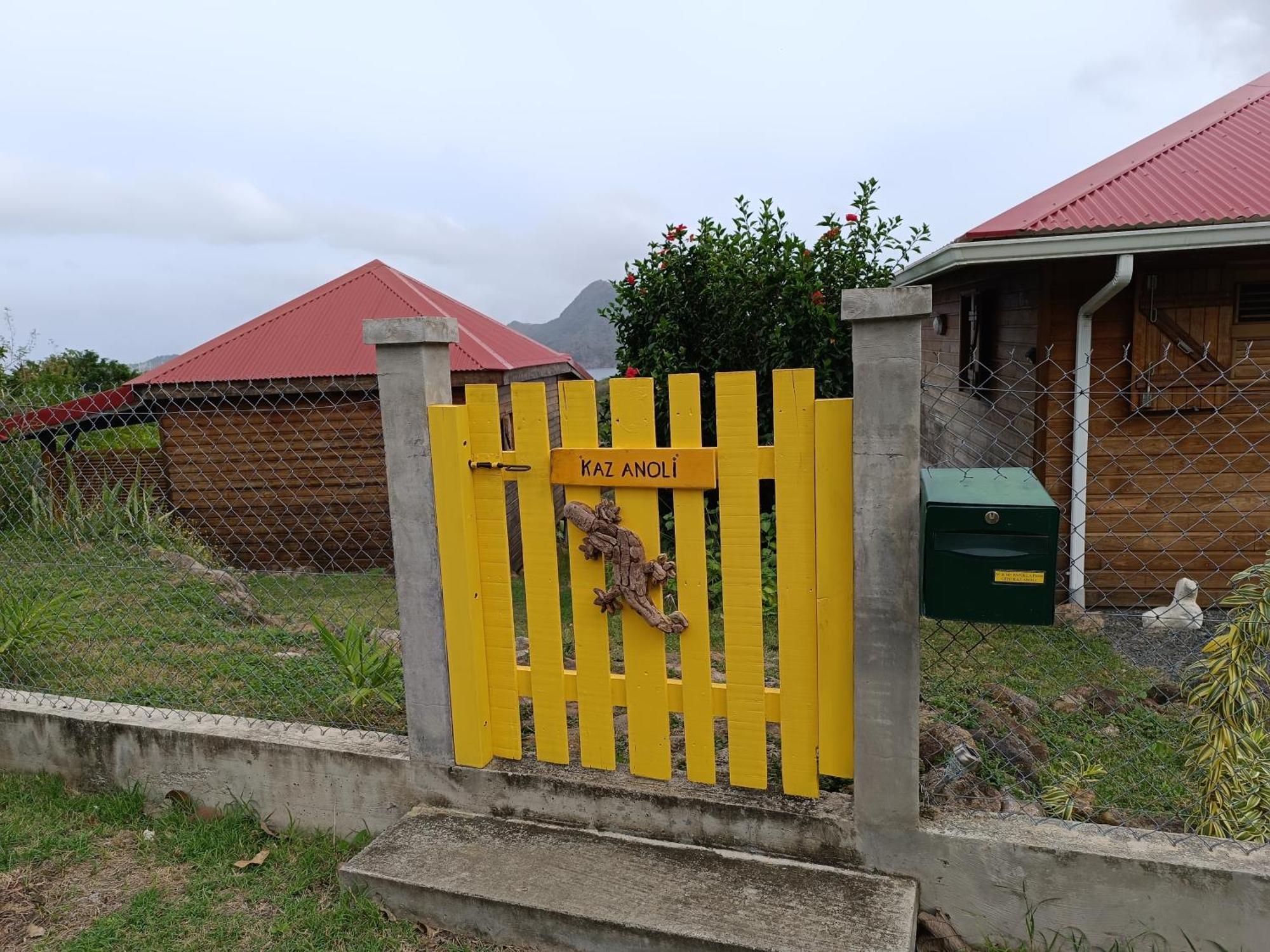 Ti Kaz Anoli Vue Epoustouflante Sur La Baie Villa Terre-de-Bas Kültér fotó